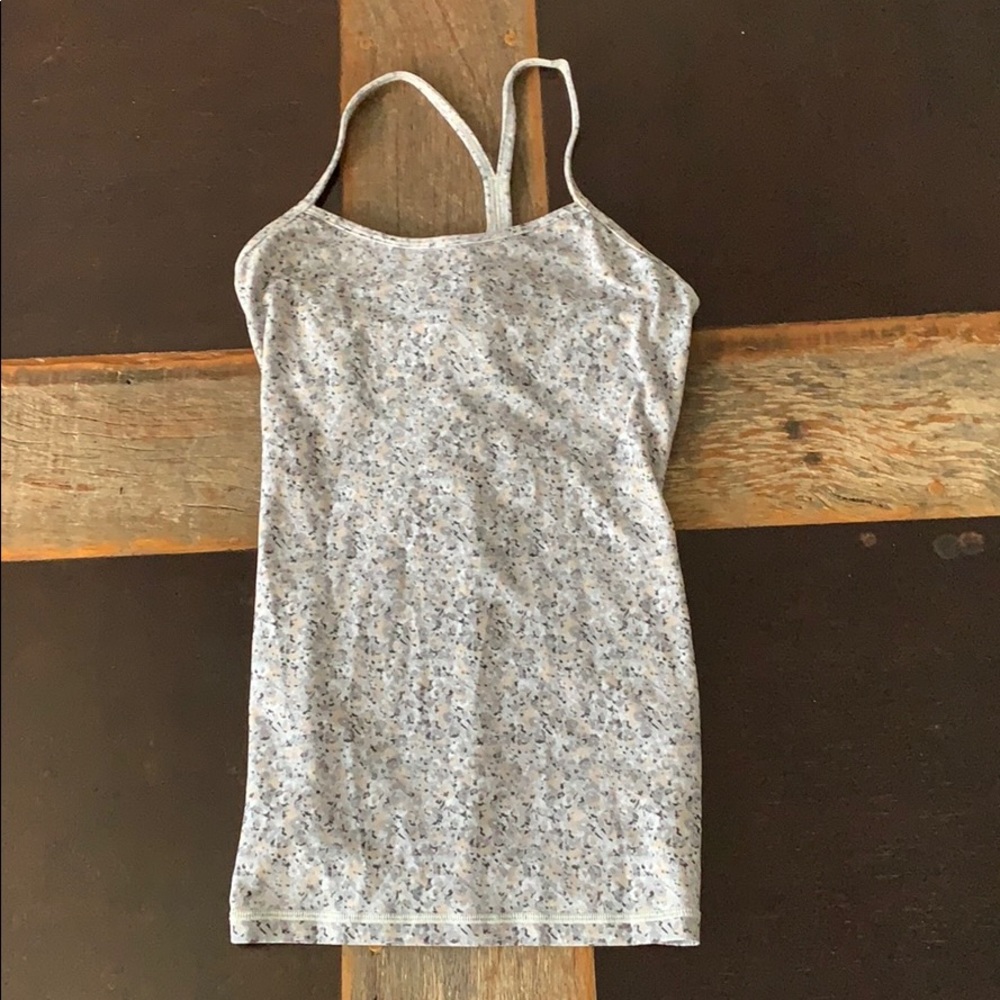 Lululemon exercise top